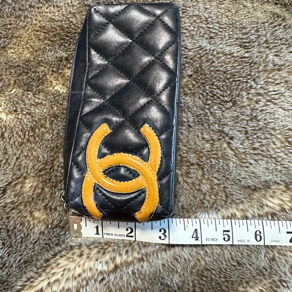 Chanel zipper pouch - Picture 2 of 14